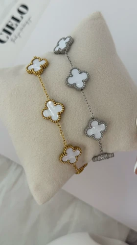 دستبند ونکلیف سفید