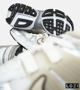 کفش کتانی مردانه و زنانه سفید کرم طوسی Nike cushlon مدل 7099