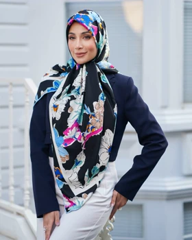 روسری ابریشم ژاکارد قواره 140 30210