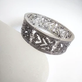 دستبند النگویی پهن طرح مشبک نگین‌دار (سبک وینتیج/مارکازیت)