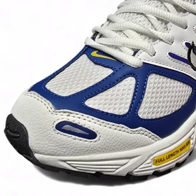 نایک پگاسوس سفید آبی