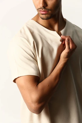 تیشرت یقه کوبایی