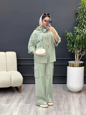 ست مانتو و شلوار کارگو برش‌دار