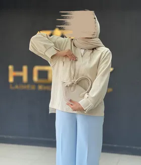 مانتو جلوبسته