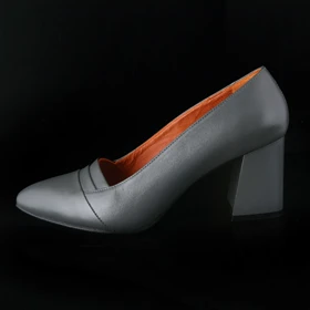 کفش پاشنه‌دار زنانه چرم یلسان مدل تارا کد 613-GN (طوسی)