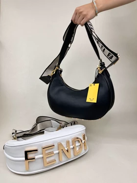کیف زنانه پاسپورتی فندی وارداتی Fendi کد 1346 (مشکی)