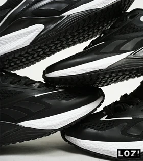 کفش کتانی مشکی سفید REEBOK Speed 21 TR