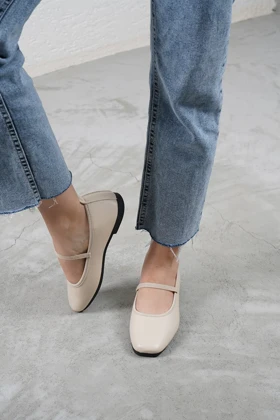 کالج زنانه بیاند beyond-