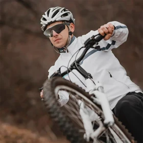 عینک ورزشی هوشمند گرین لاین مدل Adventure Smart Sports Eyewear