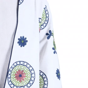 مانتو عروسکی