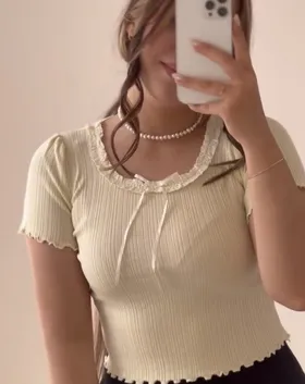کراپ تاپ پرنسسی✨🪞🩰