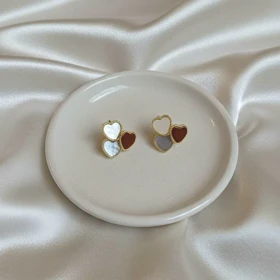 گوشواره میخی طرح قلبی سه رنگ