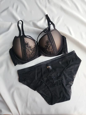 ست شورت و سوتین جکدار فنردار اروپایی کد: 5320