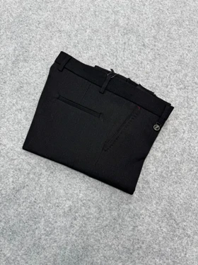 شلوار مشکی پارچه‌ای مردانه _ پارچه جکوار دوبرکش قواره کلاسیک