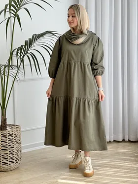 پیراهن بلند چین‌دار