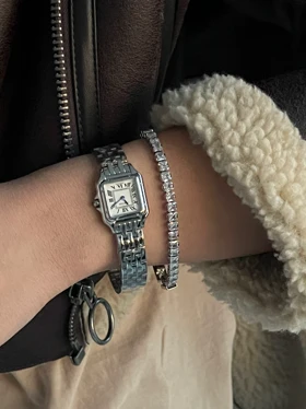 ساعت کارتیر پانتر