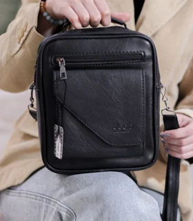 کیف دوشی چرم مدل کج