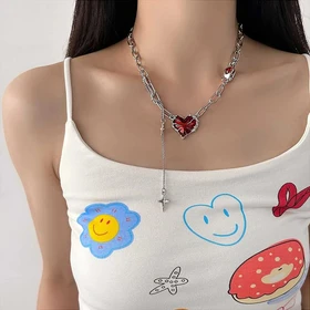 گردنبند پینترستی Red heart