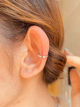 پیرسینگ فیک لب و گوش نگینی