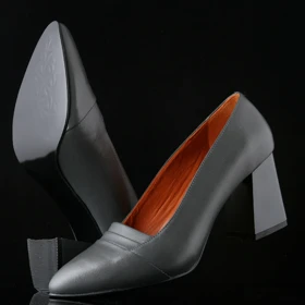 کفش پاشنه‌دار زنانه چرم یلسان مدل تارا کد 613-GN