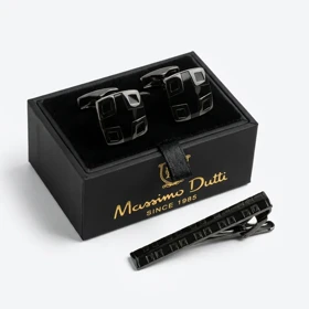 ست دکمه سردست و سنجاق کراوات طرح چهار گوشه مشکی برند Massimo Dutti