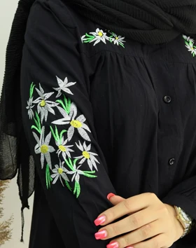 مانتو مشکی محرمی