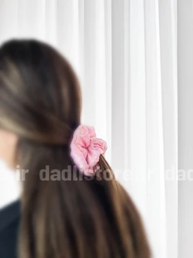 کش مو اسکرانچی ساتن طرح گل
