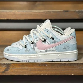 کتانی زنانه اس بی دانک