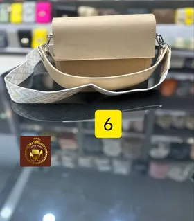 کیف دوشی پاسپورتی ساده زنانه