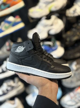 کتانی ساق‌دار مشکی تمام