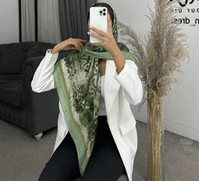 روسری طرح مثلثی