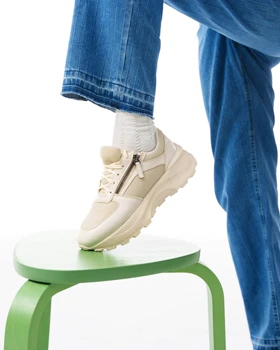 کفش راحتی زنانه استرادیواریوس مدل SKCr91