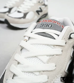 کفش کتانی کرم سفید NEW BALANCE 990