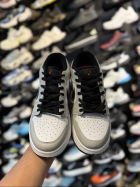 کتانی جردن وان مردانه طوسی سفید