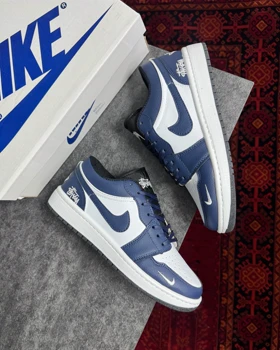 کتانی جردن وان استاسی