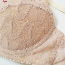 ست شورت و سوتین زنانه لنا مدل فنردار بند متحرک کاپ اسفنجی کرم کد 4959