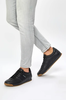 کتانی مردانه kinetix