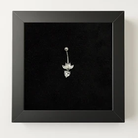 پیرسینگ ناف نقره قلبی تاج دار پر نگین