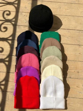 کلاه بافت ساده نخ آکریلیک