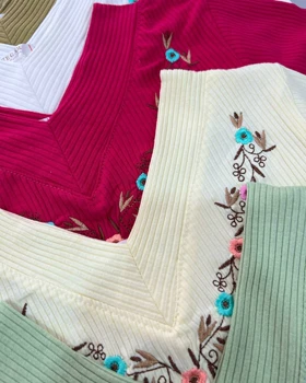 تیشرت یقه هفت گلدوزی کد 4742