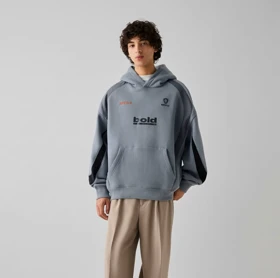 هودی گرم بالا از bershka بدون جنسیت کد 402