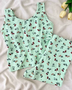 ست کراپ تاپ و شلوارک کبریتی کد 5058