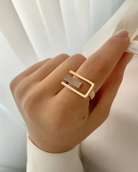 انگشتر باکارات نگین‌دار ژوپینگ