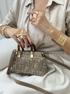 کیف کارلستا (نسکافه ای)