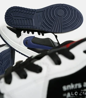 کفش کتانی مردانه و زنانه مشکی سفید آبی NIKE jordan 1