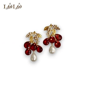 گوشواره خوشه قرمز