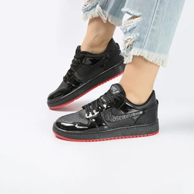 کفش و کتانی زنانه مدل NIKE AIR JORDAN 1 رنگ مشکی کد M5820