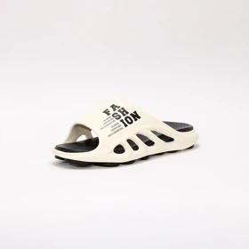 دمپایی مردانه لوکا مدل فشن (مشکی - سفید)