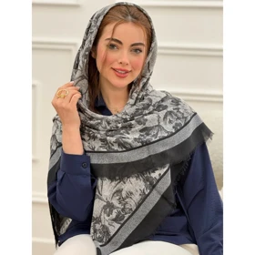 روسری نخی طرح گل شکوفه