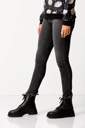 شلوار جین اسکینی